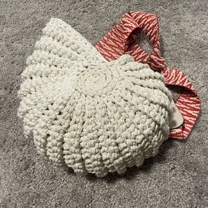 Crochet Shell Bag with Red Strap